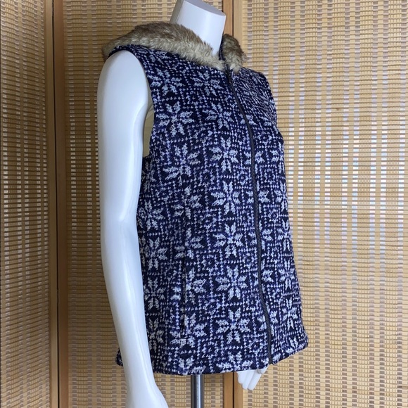Talbots Hooded Fleece Vest Blue Snowflakes Size Medium - Picture 4 of 6